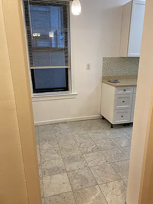 Rented by SUN WOOD REAL ESTATE | media 5