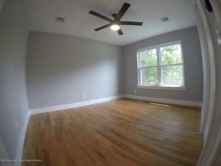 517 Asbury Ave #C — Photo 11