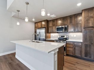 235 High Point Dr BUILDING E-206, Longmont, CO 80504