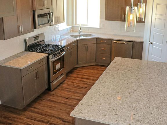 2488 E. Windrose Street - Main Level - Kitchen