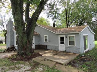 14202 Denver Rd APT B, Grandview, MO 64030