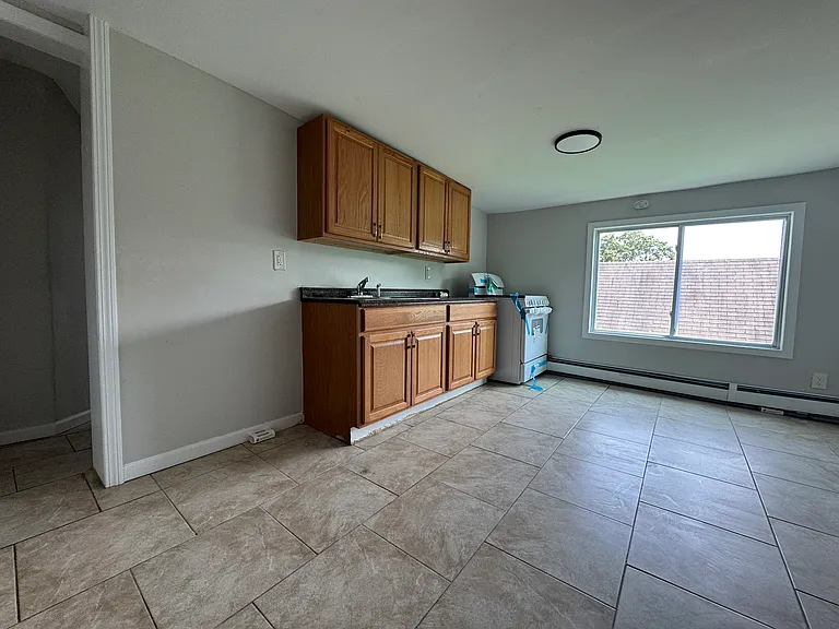124 Central Ave #3C — Photo 5