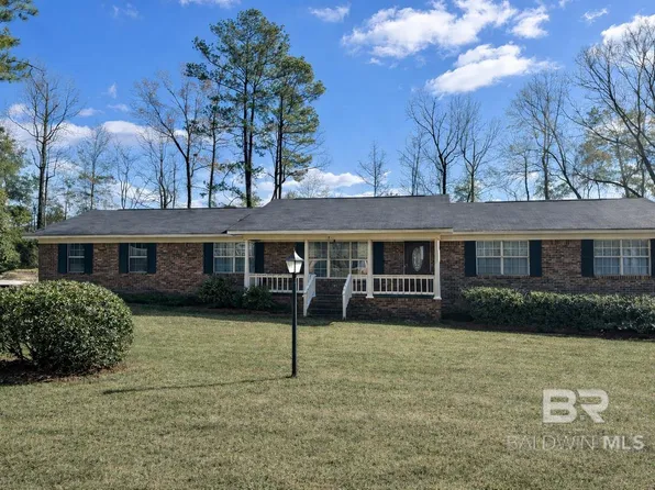 215 Young St, Brewton, AL 36426