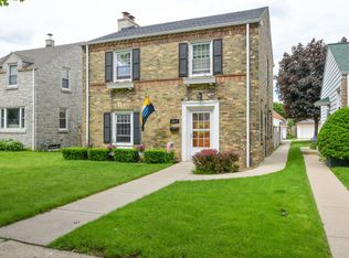 3217 S 25th St, Milwaukee, WI 53215