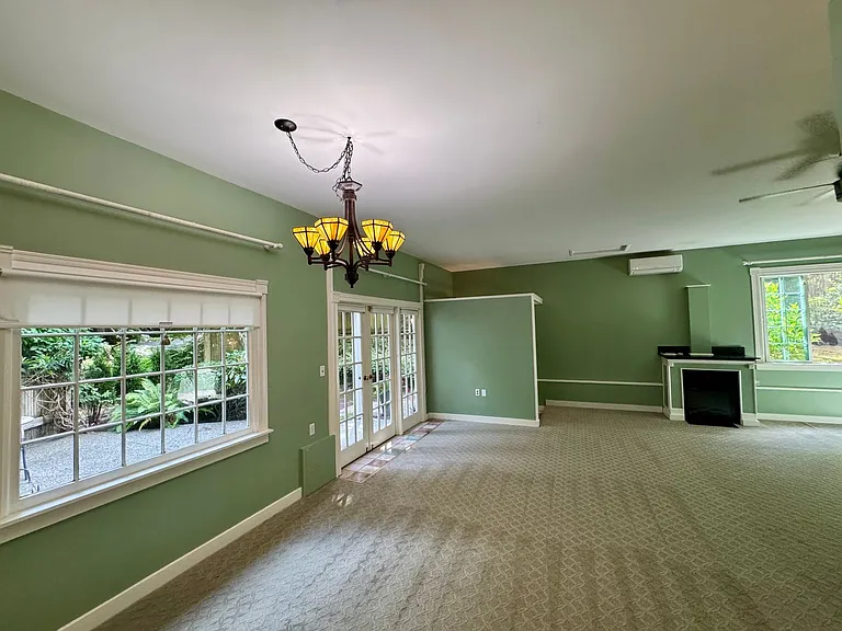6159 NE Old Mill Rd — Photo 4