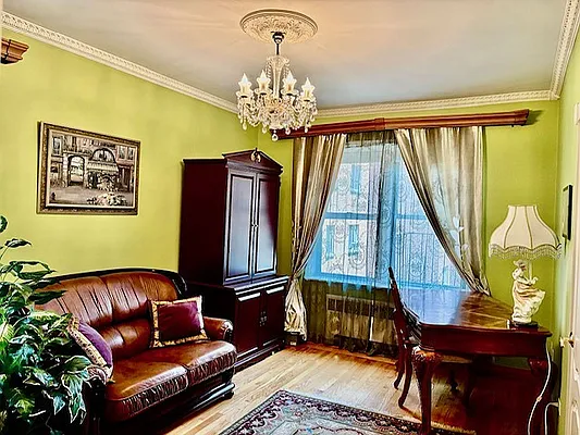 Sold by Kew Forest Realty Inc | media 8