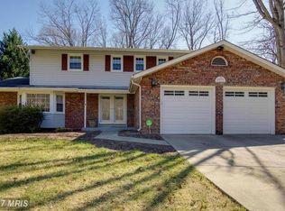 8013 Carrleigh Pkwy, Springfield, VA 22152