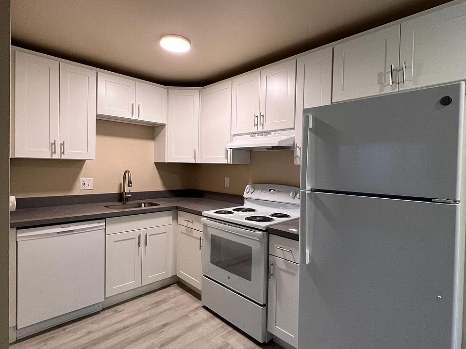 3043 NE 140th St APT 1, Seattle, WA 98125 Zillow