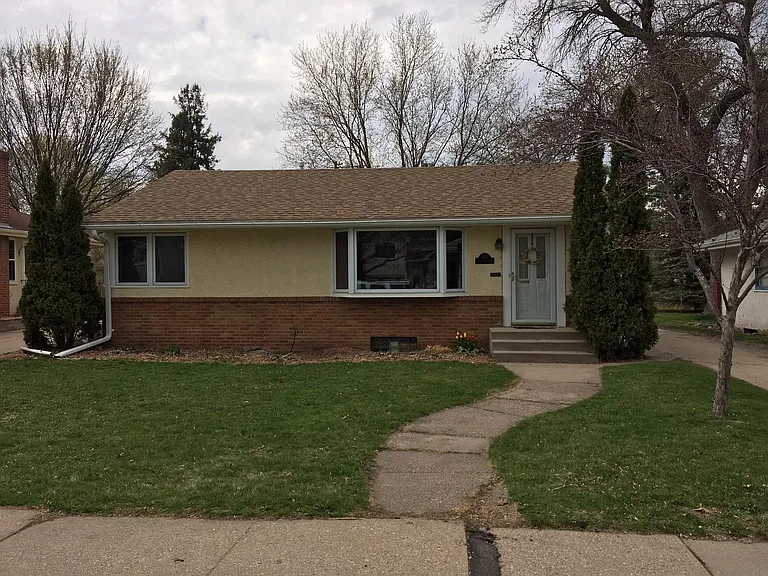 863 Idaho Ave W — Photo 1