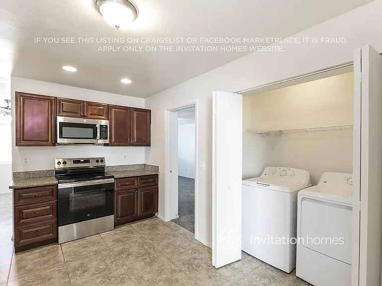 3424 W Bloomfield Rd — Photo 6
