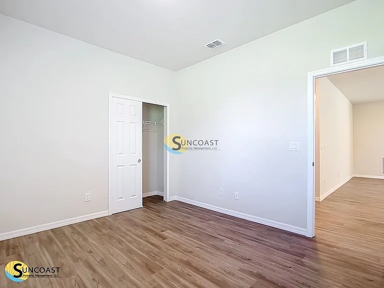 585 Marion Oaks Pass — Photo 31