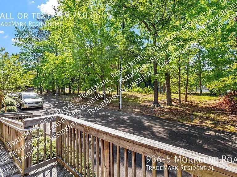 936-5 Morreene Rd — Photo 9