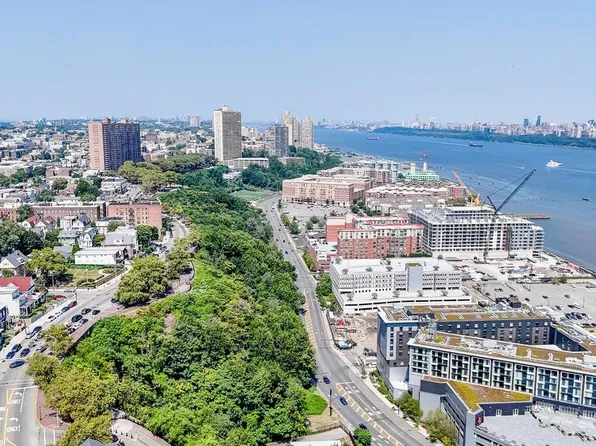 41 47th Street image 22 of 22