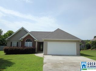 151 Camden Cove Pkwy, Calera, AL 35040