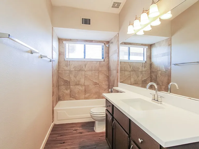 11175 N 82nd Ln — Photo 14