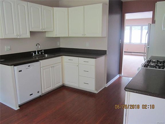 4th image of 244 Washington Ave