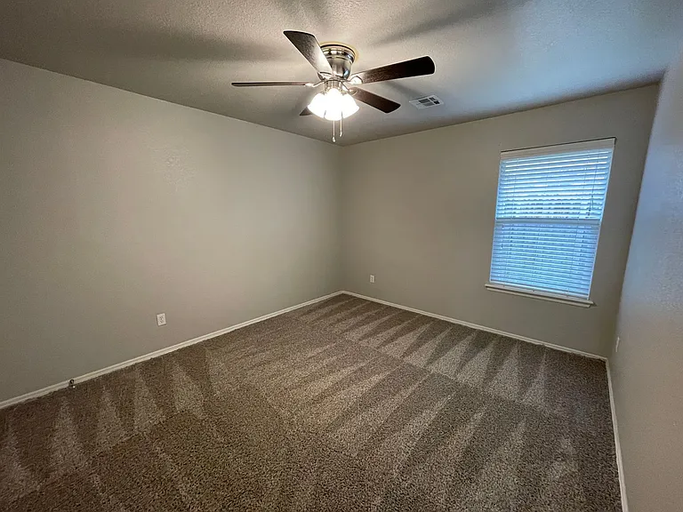 11725 S Vine St W — Photo 22