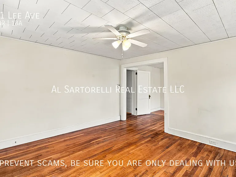 31 Lee Ave — Photo 22