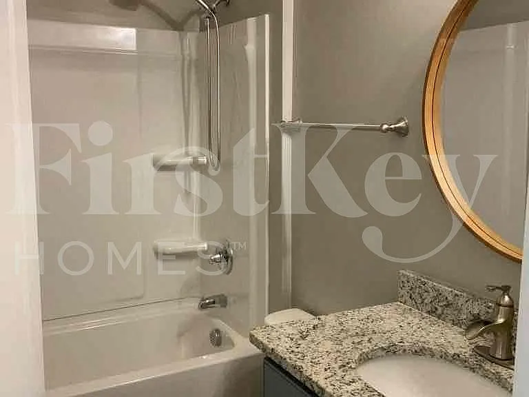 447 Stonefield Cir — Photo 17