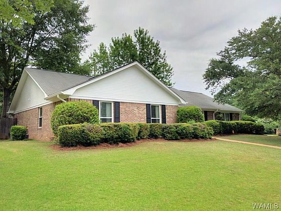 2nd image of 2100 Fredericksburg Dr