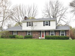 17575 Redvere Dr, Brookfield, WI 53045