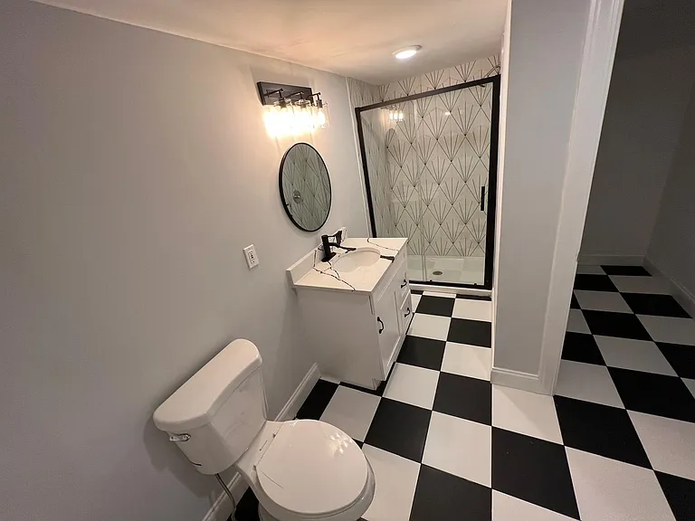 9 Hobart St — Photo 17