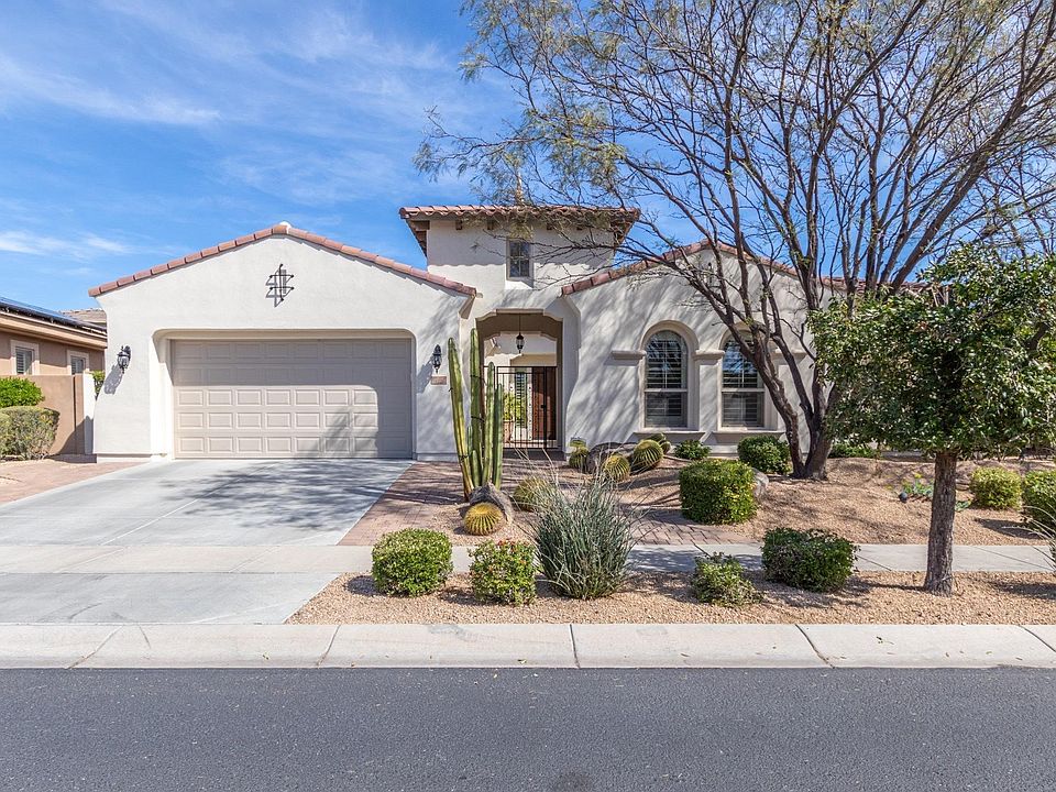 1st image of 1726 W Dusty Wren Dr