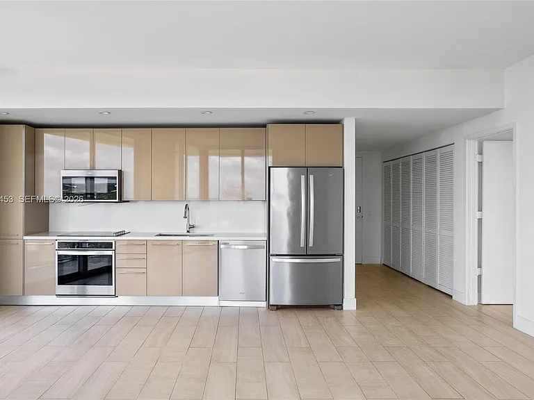 2000 Metropica Way #2504 — Photo 4