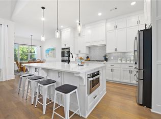 1423 River Point Rd, Fayetteville, AR 72703