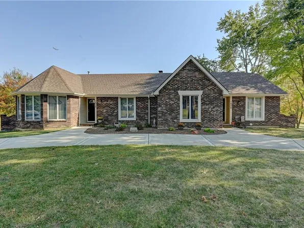 1610/1608 W Concord Dr, Plattsburg, MO 64477