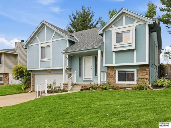 12660 Camden Ave, Omaha, NE 68164