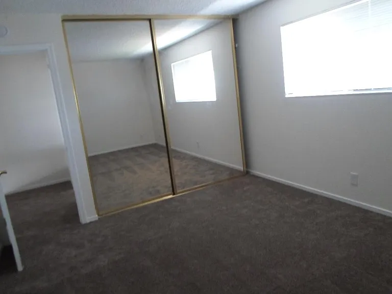 117 Sunset Cir #27 — Photo 9