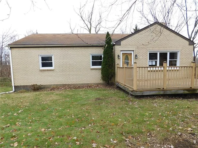 254 Washington Ave photo 1