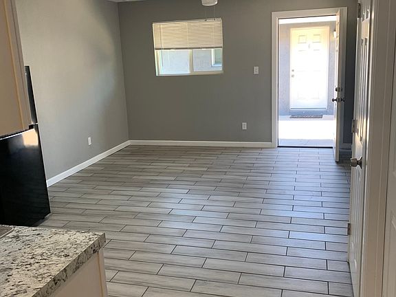 3rd image of 4516 N Black Canyon Hwy #5
