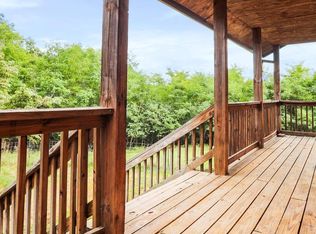 54 Weber Ln, Berkeley Springs, WV 25411