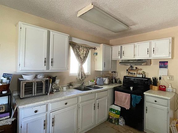 5th image of 112 E Huntstrom Dr NE