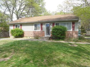 101 Wilson Ave, Medford, NY 11763