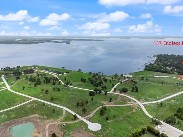 137 Endless Dr, Quinlan, TX 75474