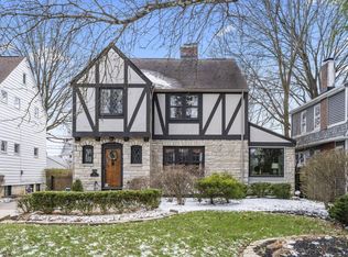 367 E Dunedin Rd, Columbus, OH 43214