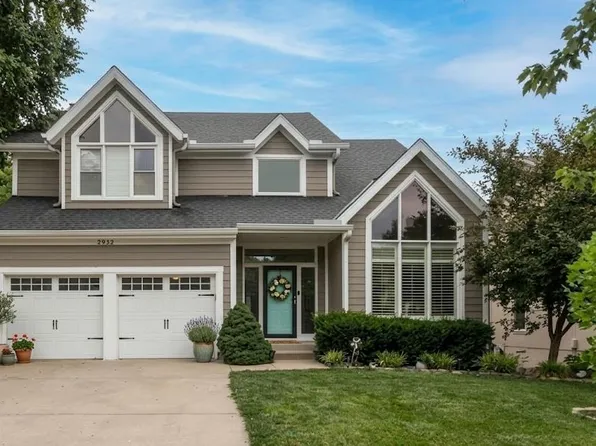 8910 W 132nd Ter, Overland Park, KS 66213