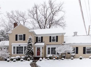 21749 Parnell Rd, Shaker Heights, OH 44122