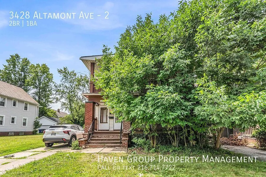3428 Altamont Ave | Unit 2, Cleveland Heights, OH 44118 - Spacious 2-bed 1-bath multi-family home! — Photo 2