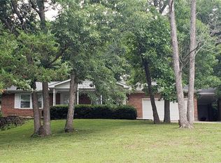 1213 Old County Farm Rd, Union, MO 63084