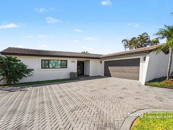 795 119th Ave, Treasure Island, FL 33706