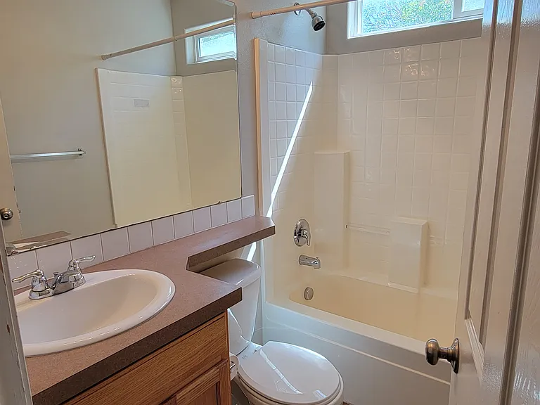 11461 Sanders St — Photo 10