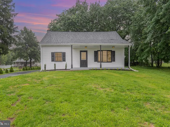 371 N 61st St, Harrisburg, PA 17111