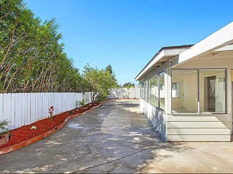 5273 Stone Ct — Photo 10