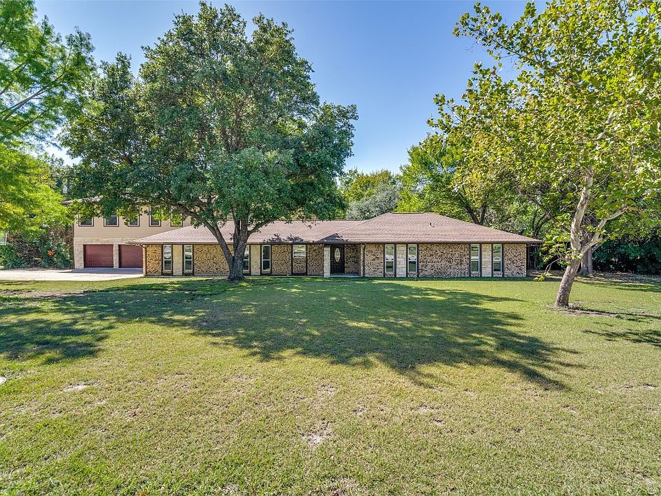 1st image of 812 Meadow Dr