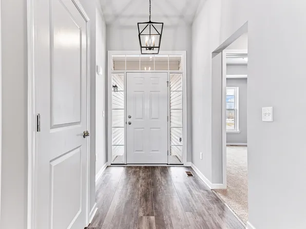 31475 Augusta Dr #74, Romulus, MI 48174