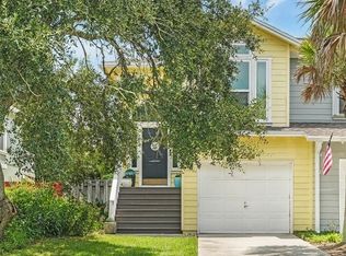 2256A 1st Ave, Fernandina Beach, FL 32034